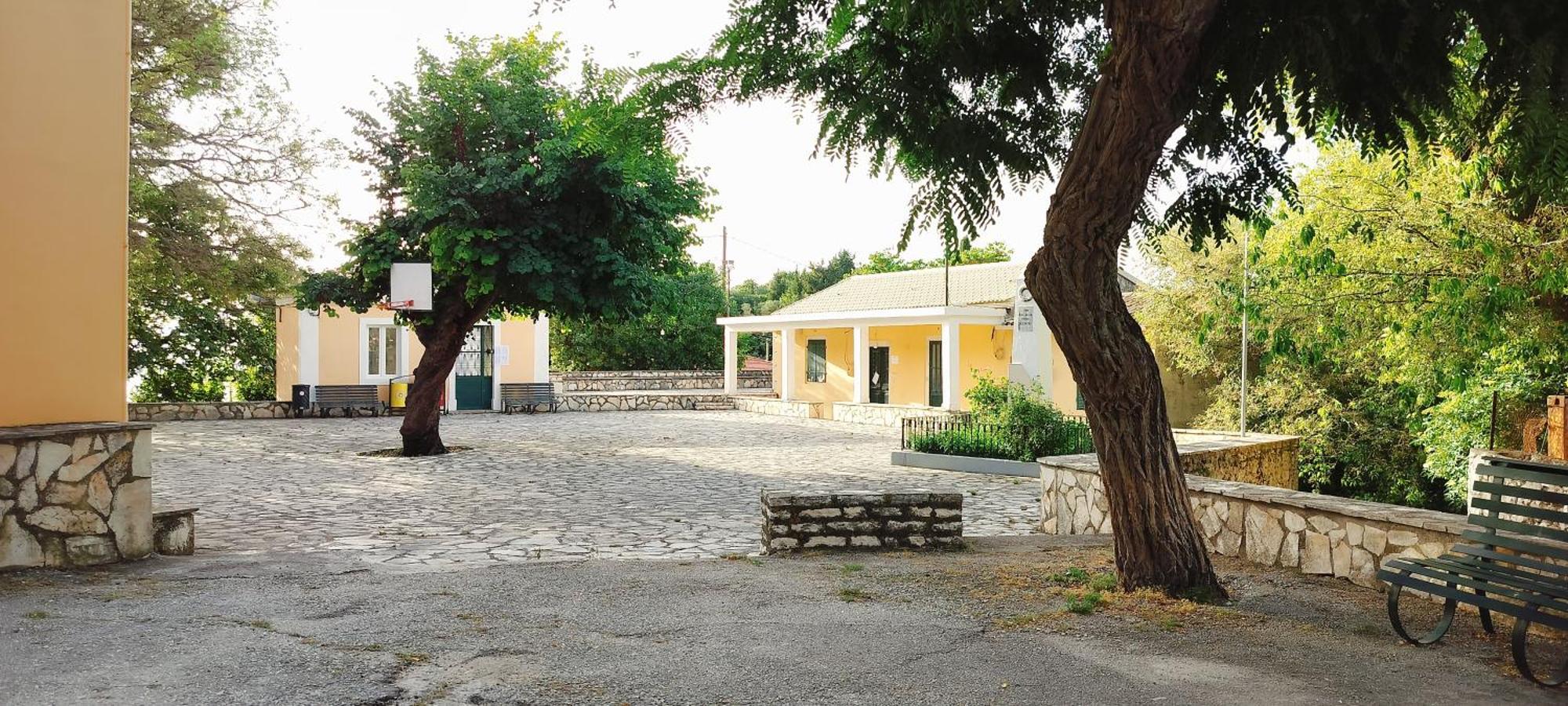 דירות Corfu  Castello Di Lafki מראה חיצוני תמונה
