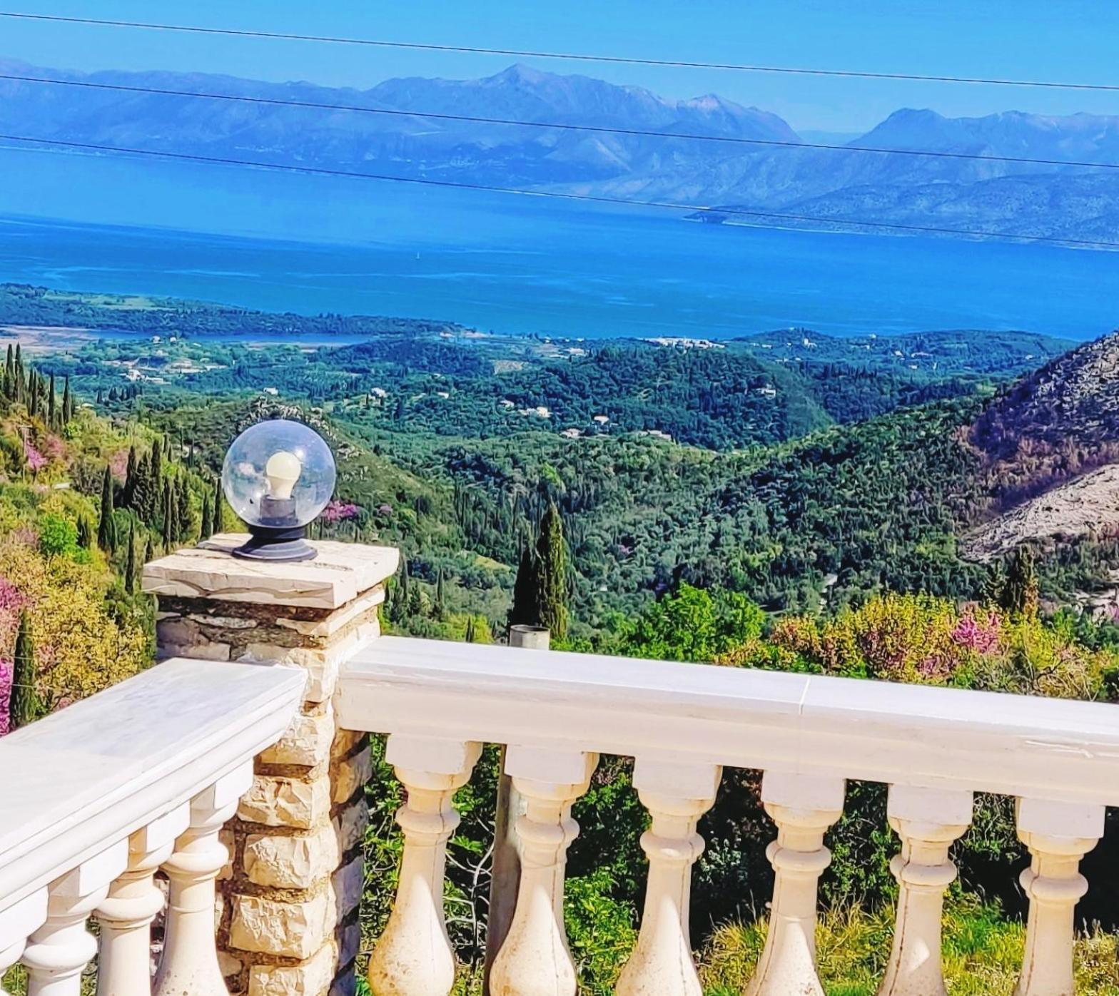 דירות Corfu  Castello Di Lafki מראה חיצוני תמונה